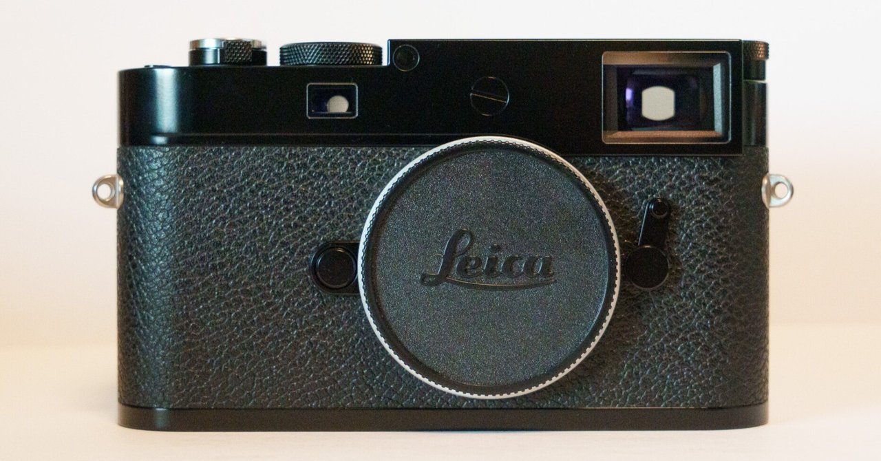 ライカM11グロッシーブラックとアラサー会社員｜会社員とカメラ