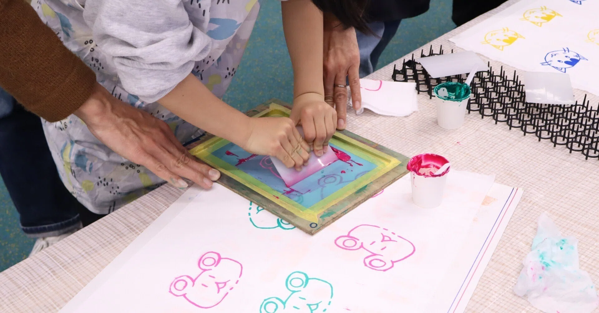 小学生のためのはじめてのシルクスクリーン「手ぬぐい印刷に挑戦しよう