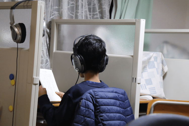 「鎌倉にある小さな読書教室」子ども達は、読書で元気になる！何と昭和な教室。(^^)