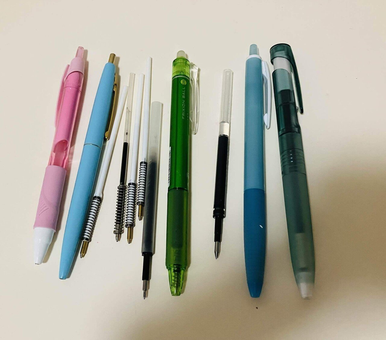 ただの汚いボールペンです ただの汚いボールペンです