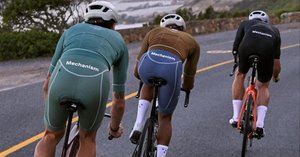 PAS NORMAL STUDIOS/SS25 アイテム紹介②【Mechanism Bibs】｜RAPPORT