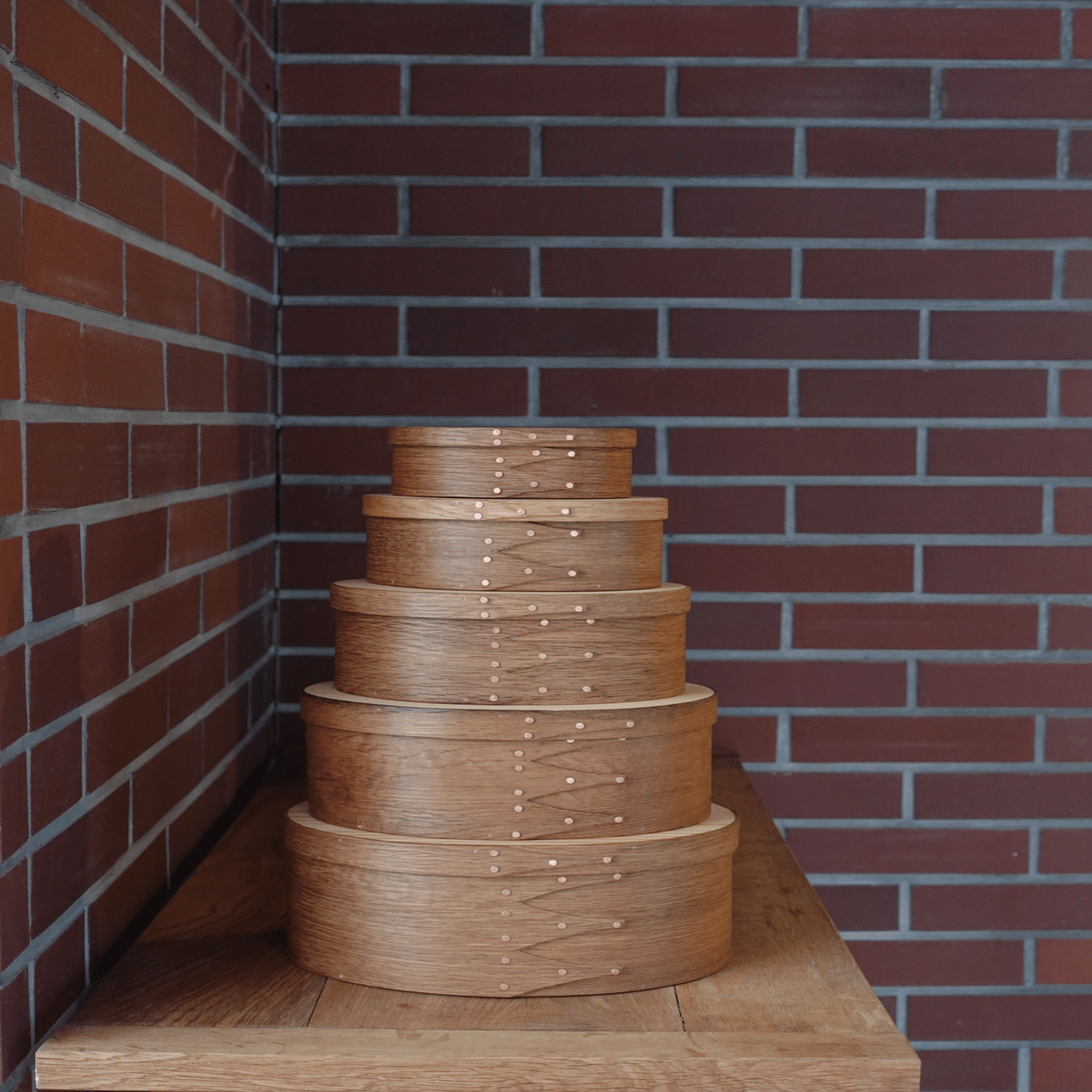 Background】Oval Box P series｜Brick by Brick白木克洋