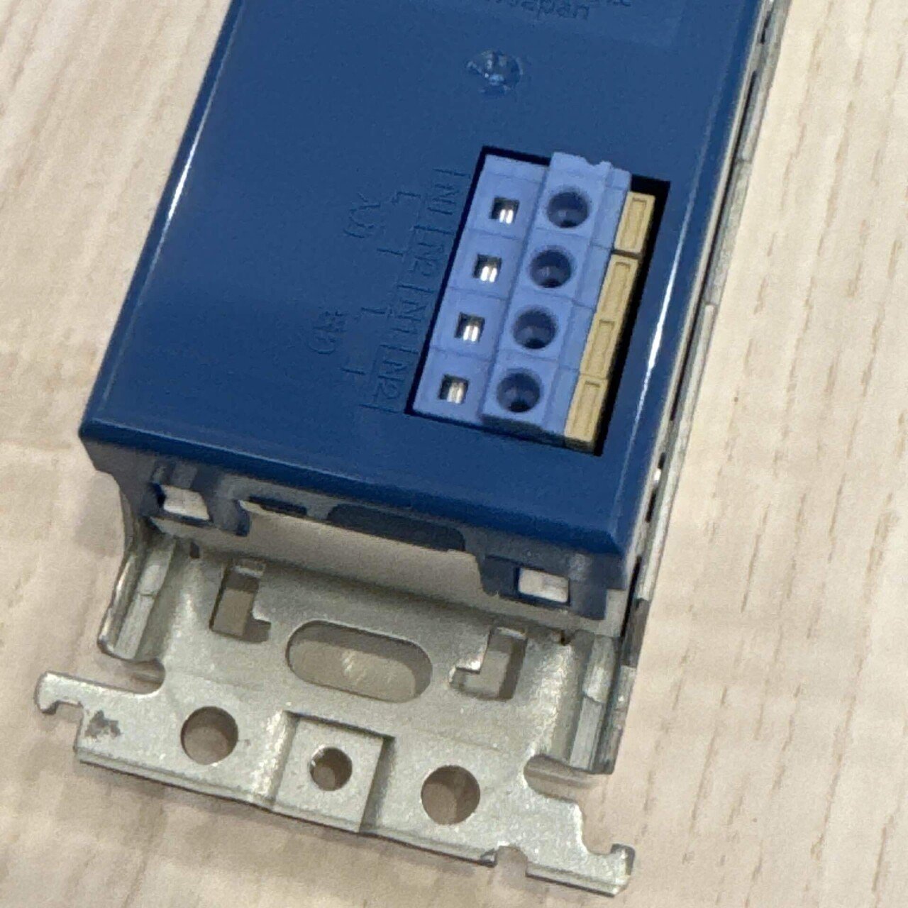 電気錠のコントローラーユニットの位置を考える・そしてボタンの 電気錠のコントローラーユニットの位置を考える・そしてボタンの