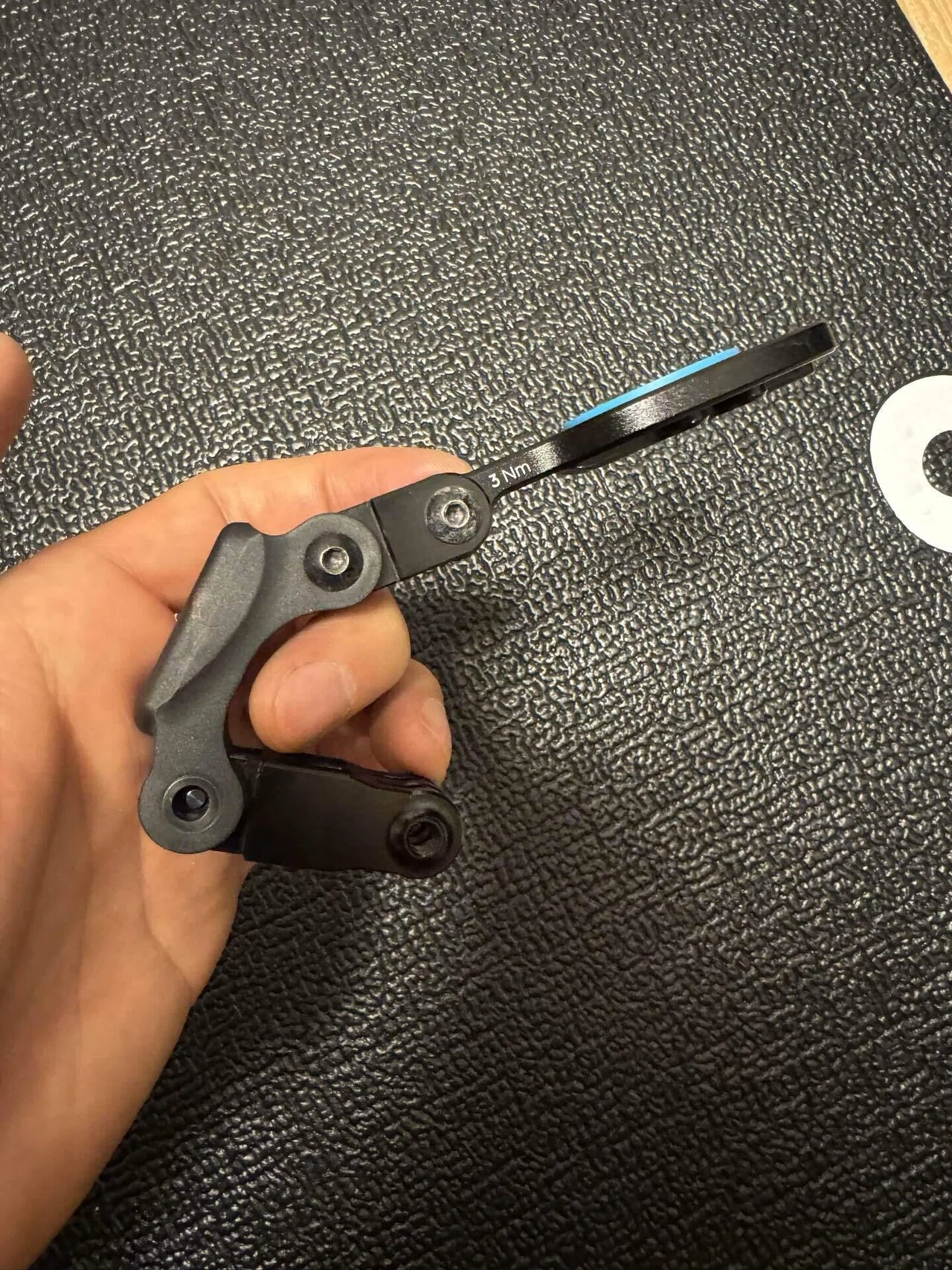 Factor Black Inc Aero Titanium 3Dプリントコンピュータマウントの 