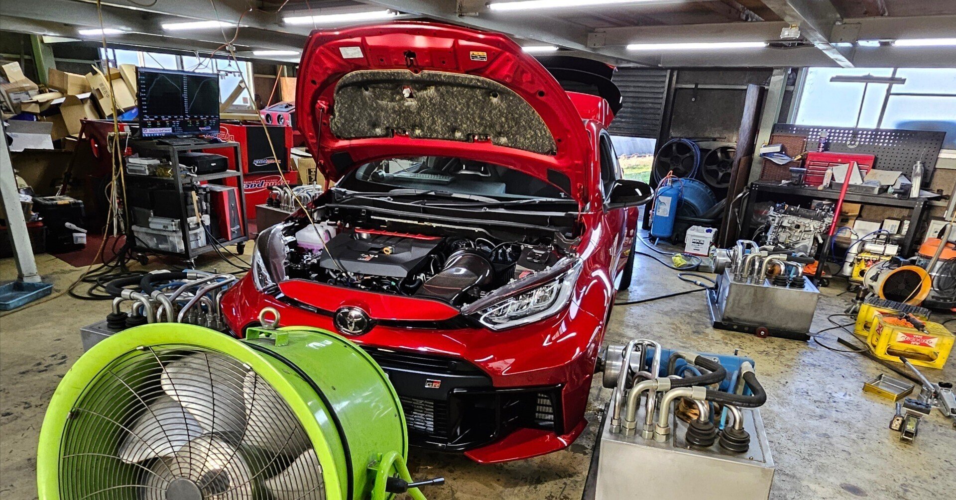 気温上昇&渋滞に巻き込まれつつトロトロ運転したGXPA16後期GRヤリス+ 気温上昇&渋滞に巻き込まれつつトロトロ運転したGXPA16後期GRヤリス+