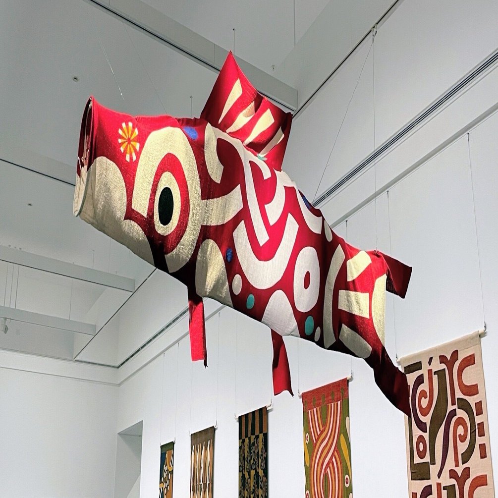 柚木沙弥郎 永遠のいま ／岡山県立美術館｜美術館とお寺と猫