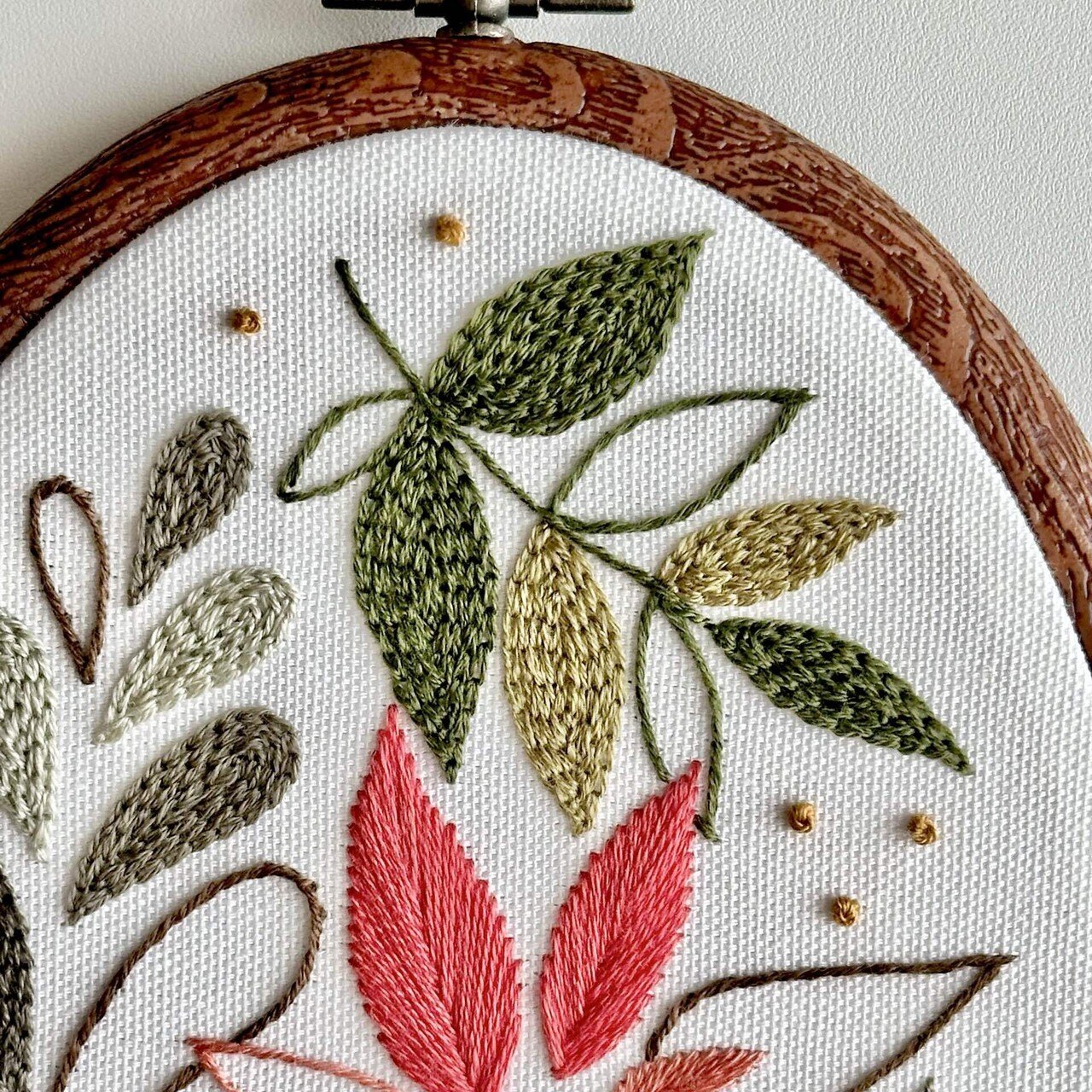 PDF図案【落ち葉模様】｜はなこまち/刺繍作家