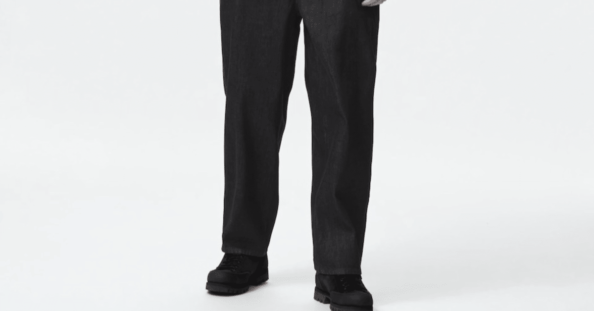 幸せなふたりに贈る結婚祝い UNIQLO ワイドテーパードパンツ👖｜ROKI パンツ