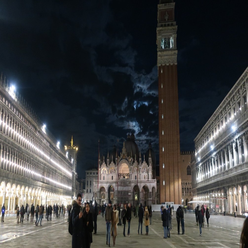 水の都ヴェネツィアは絵画そのもの！美しき街並みや芸術を堪能！｜僧侶