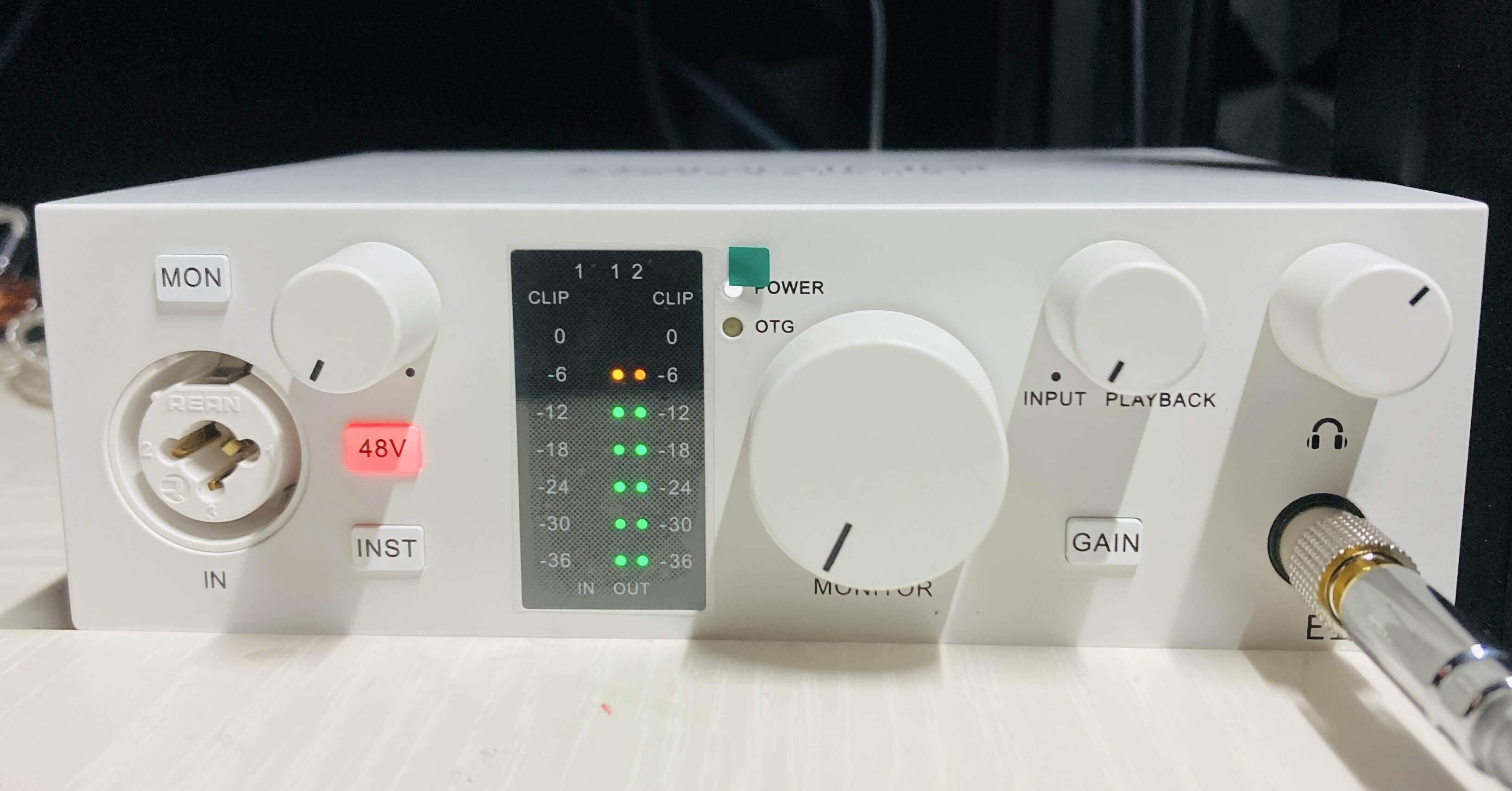 Topping E1x2 OTGを購入したのでYAMAHA AG06（無印）と比較してみた