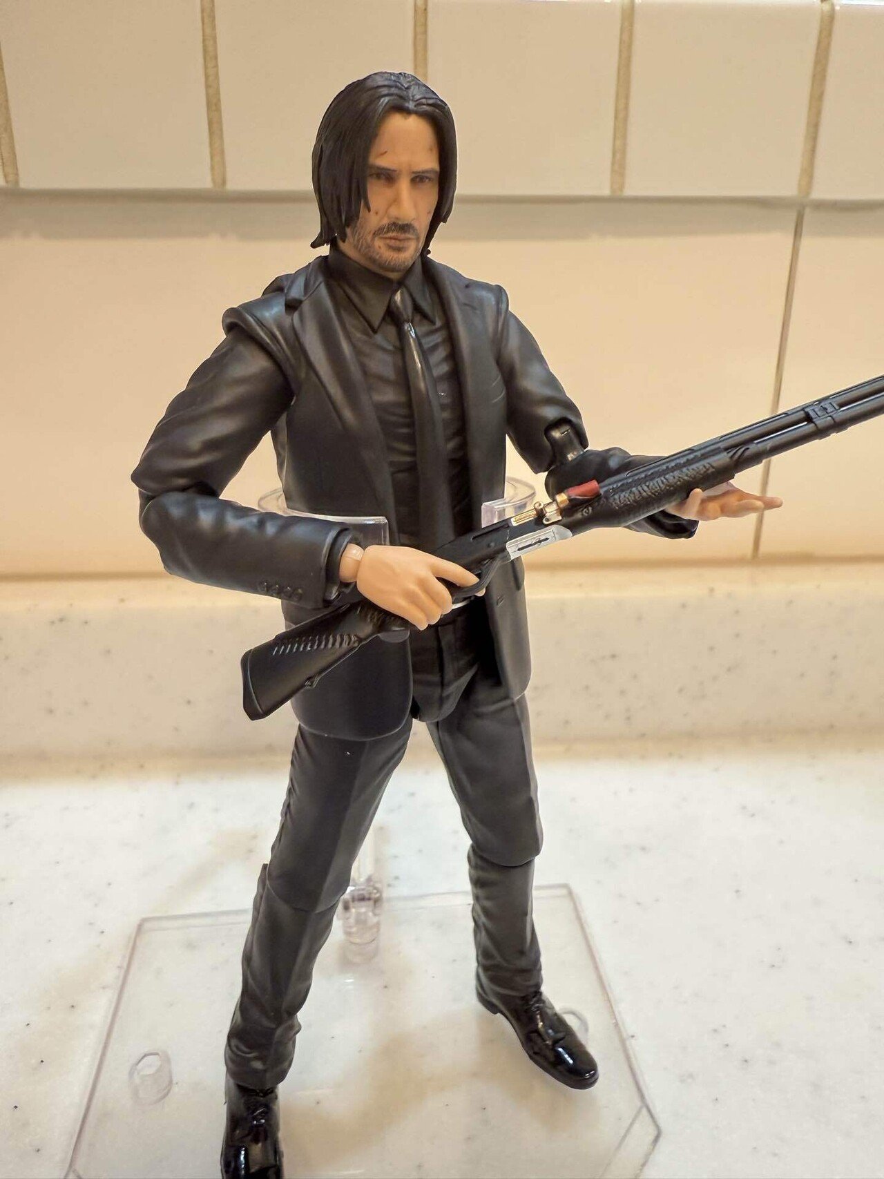 MAFEX ジョン・ウィックのフィギュア買った話|ショコシィ MAFEX ジョン・ウィックのフィギュア買った話|ショコシィ