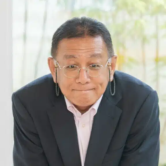 宮﨑健｜企業コミュニケーションに「感動」を！