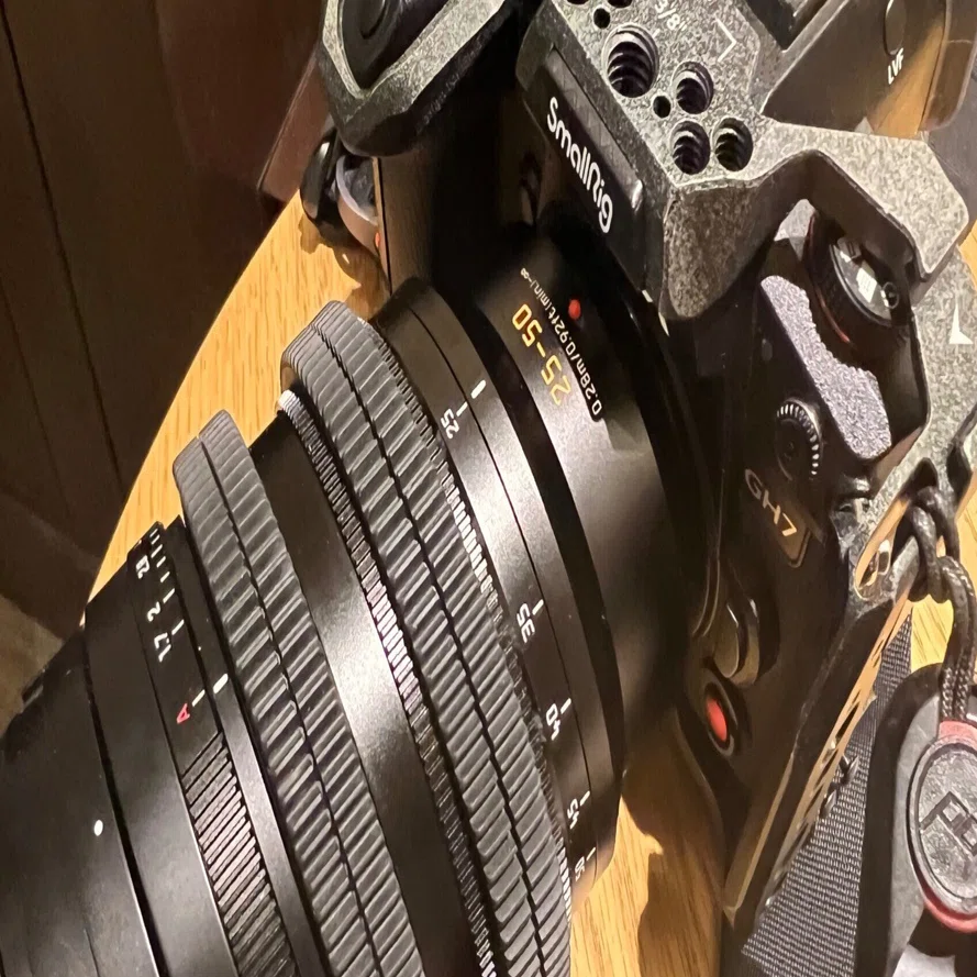 LUMIX GH7 × LEICA 25-50mm F1.7：Leicaモノクロームで楽しむ街歩き