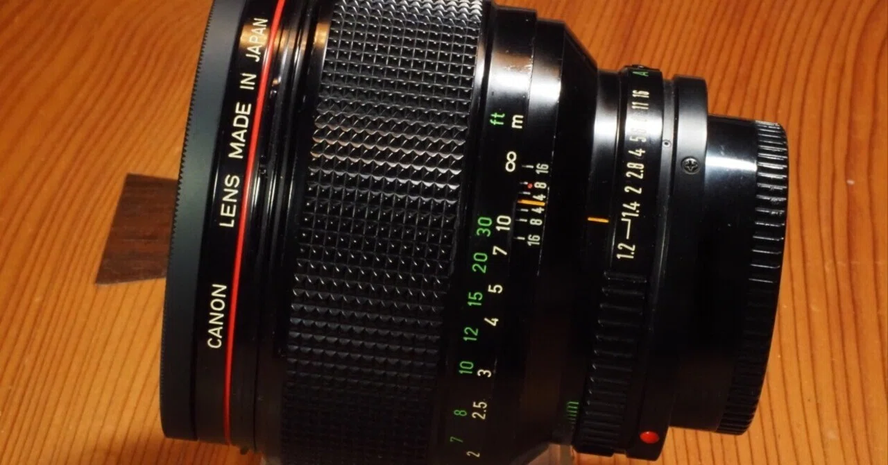 レンズ沼の歩き方」 Canon newFD 85mm/1.2L｜saphirinus