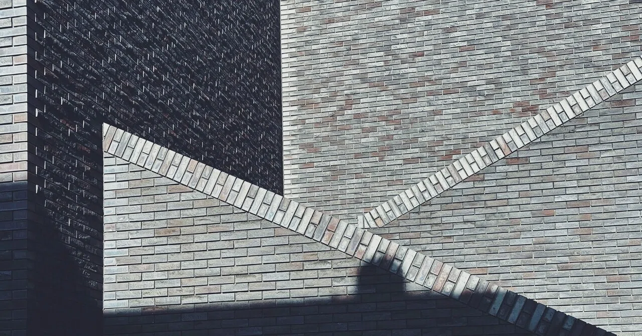 The Boundary Between Individually Optimized Learning and Collaborative ...