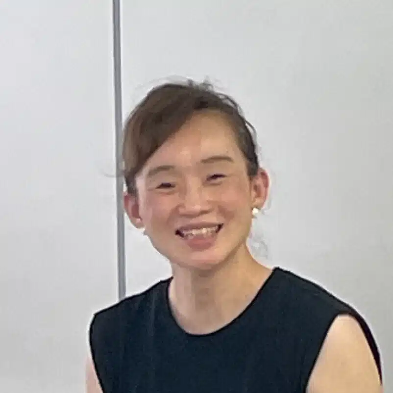林　利恵