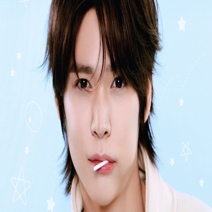 RIIZE EUNSEOK ウンソク 1・2月合併号別冊付録】RIIZE EUNSEOKに一問一答！ | Numero TOKYO