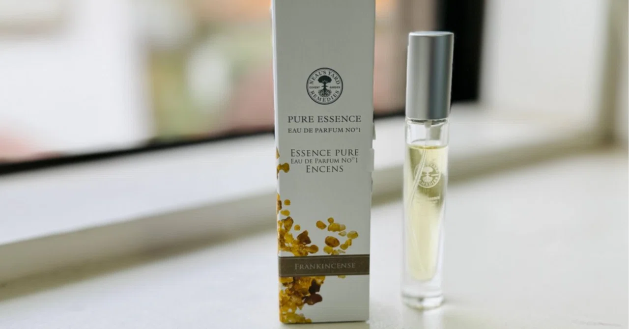 Neal's Yard Remedies | Frankincense。ウェルネスの本質を体現した