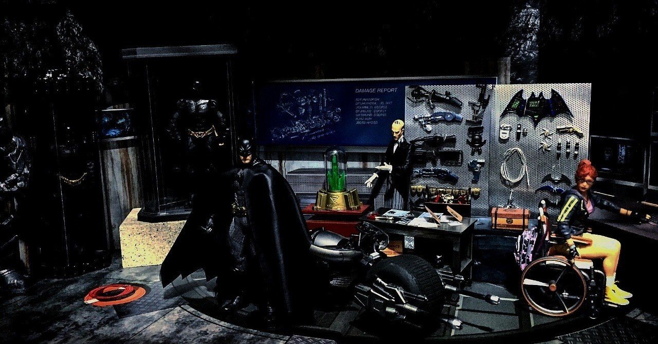 バットケイヴ ジオラマ (Batcave Diorama) 1/12scale｜tomoy (トモイ)