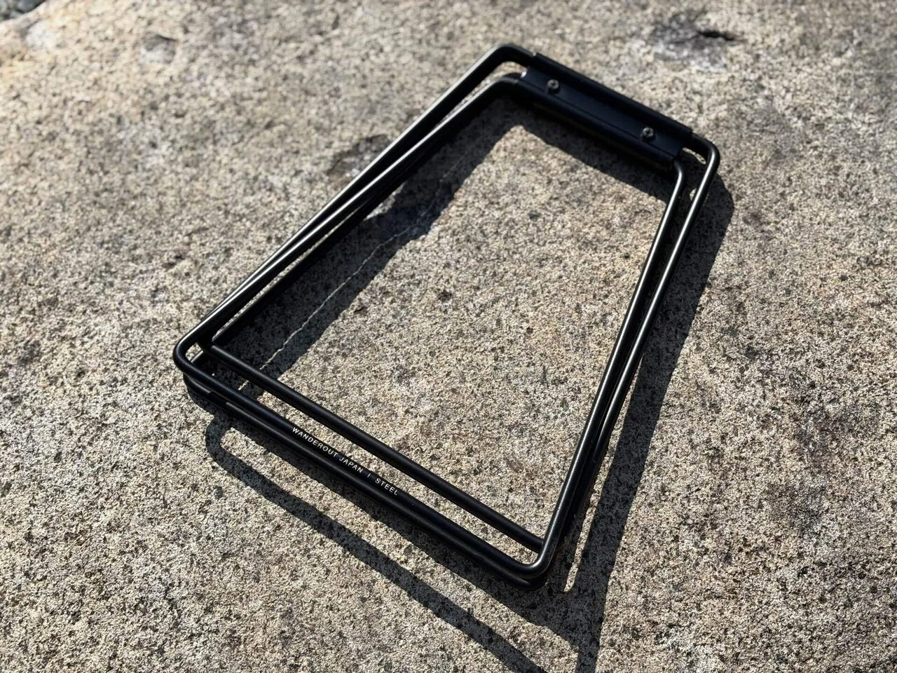 Gear Introduction #58] Wonderout Universal Stand Black｜めがねCAMP