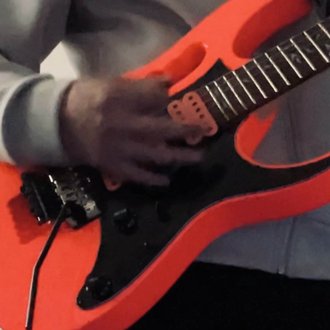 大槻ヨヨコの音に近付けるための一品 “BOSS MT-2w”｜guitarcozoo