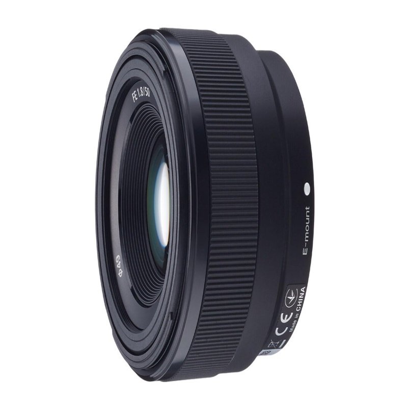 撮影テク】AFが使えてオールドレンズ風に！「FE 50mm F1.8 × ホワイト