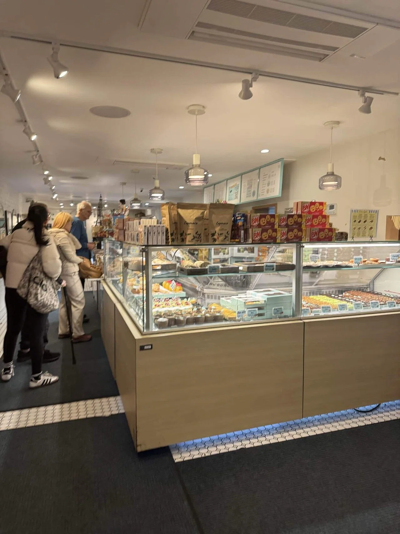 ニューヨークで毎日困ってました】エクレア人気店Eclair Bakery