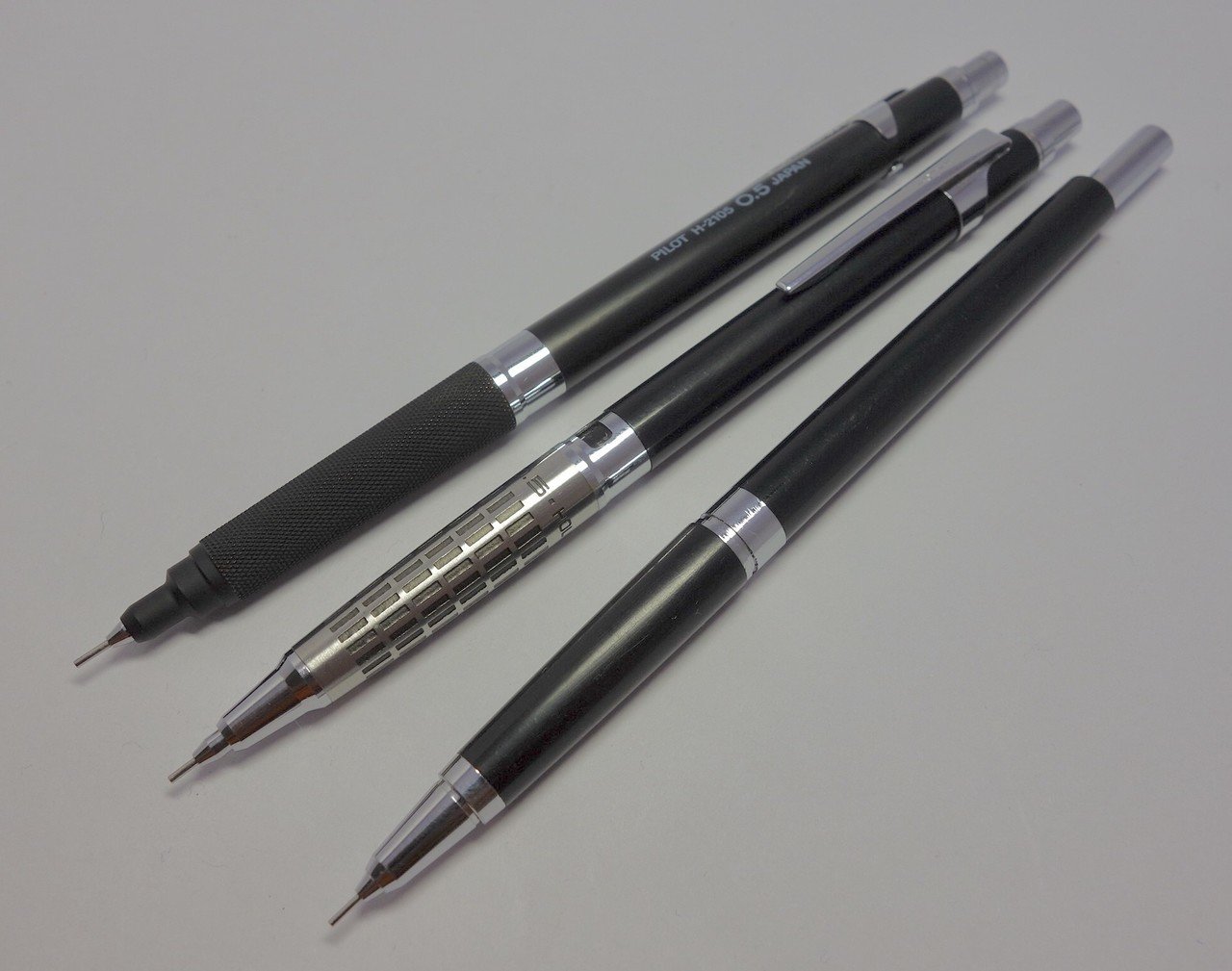 【超ポイント祭?期間限定】 PILOT H-2105｜qu 筆記具