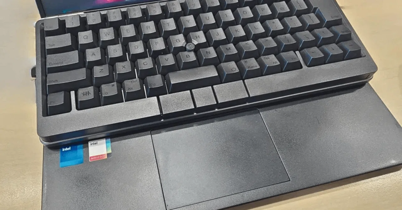 もう離れられない、やみつきになるキーボード：HHKB Studio（日本語JIS