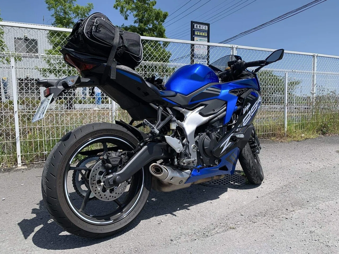 レンタル KAWASAKI ZX25-R (2021) ｜Karate.Vagabond