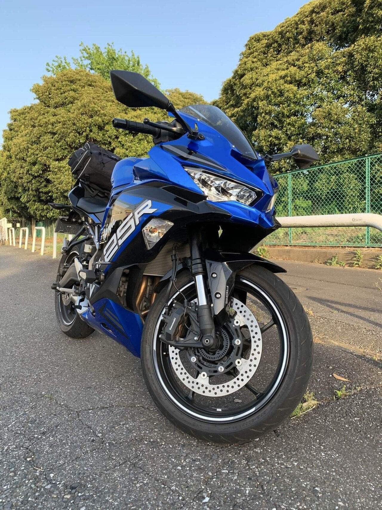 レンタル KAWASAKI ZX25-R (2021) ｜Karate.Vagabond