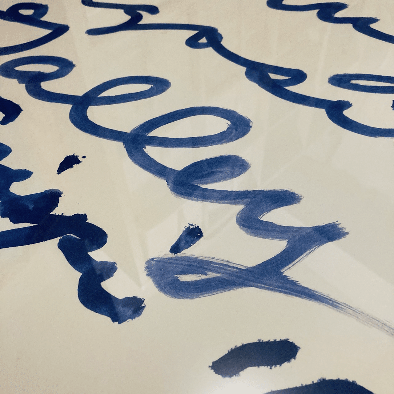 時を超えた美、Cy Twomblyの『Three Notes from Salalah』ポスターの