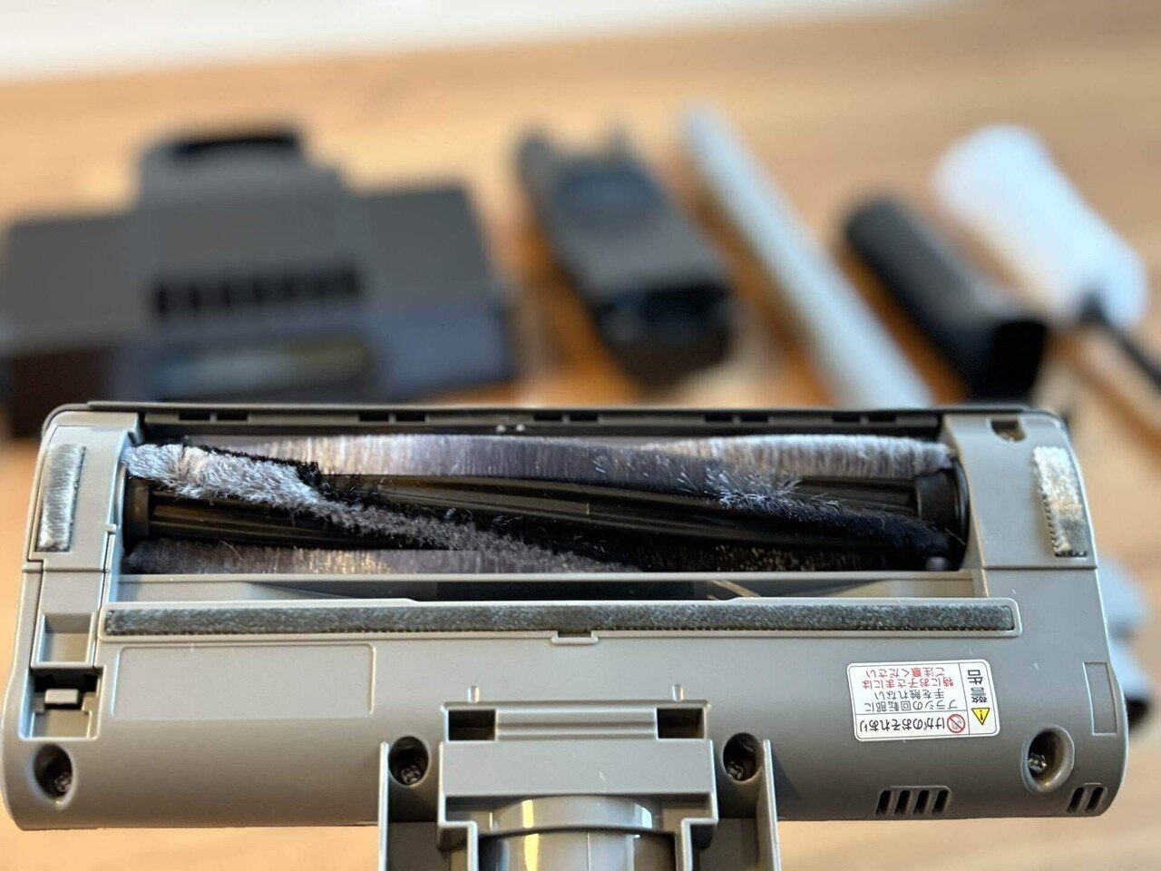 アイリスオーヤマ コードレス掃除機 AZSCD-185PM-H 4/19まで Amazon.co.jp: 【充電スタンド付き】アイリスオーヤマ