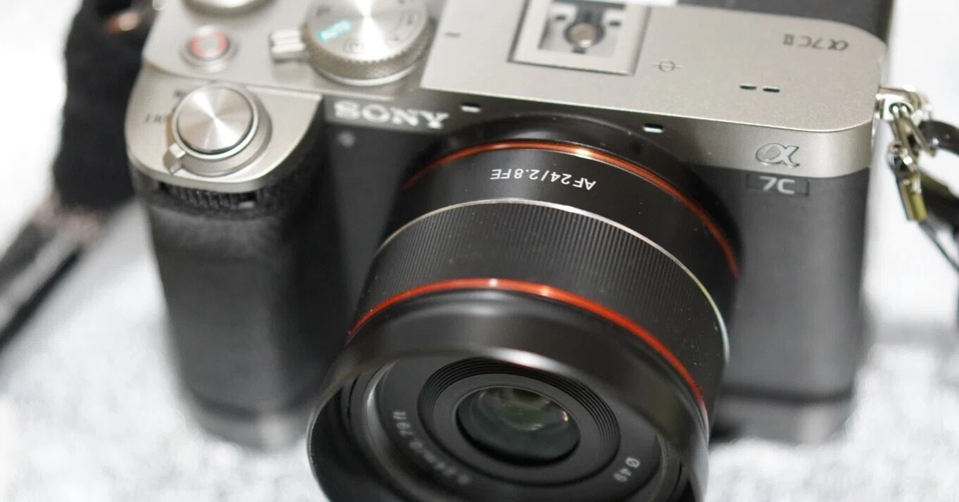 サムヤン AF 24mm F2.8 FEはフルサイズなのに軽量コンパクトでこってり サムヤン AF 24mm F2.8 FEはフルサイズなのに軽量コンパクトでこってり