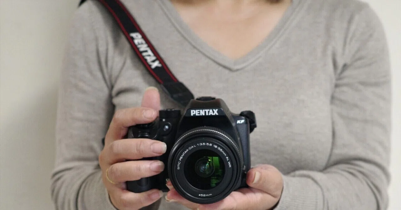 PENTAX KF DA18-135レンズセット クリスタルホワイト/クリスタルブルー