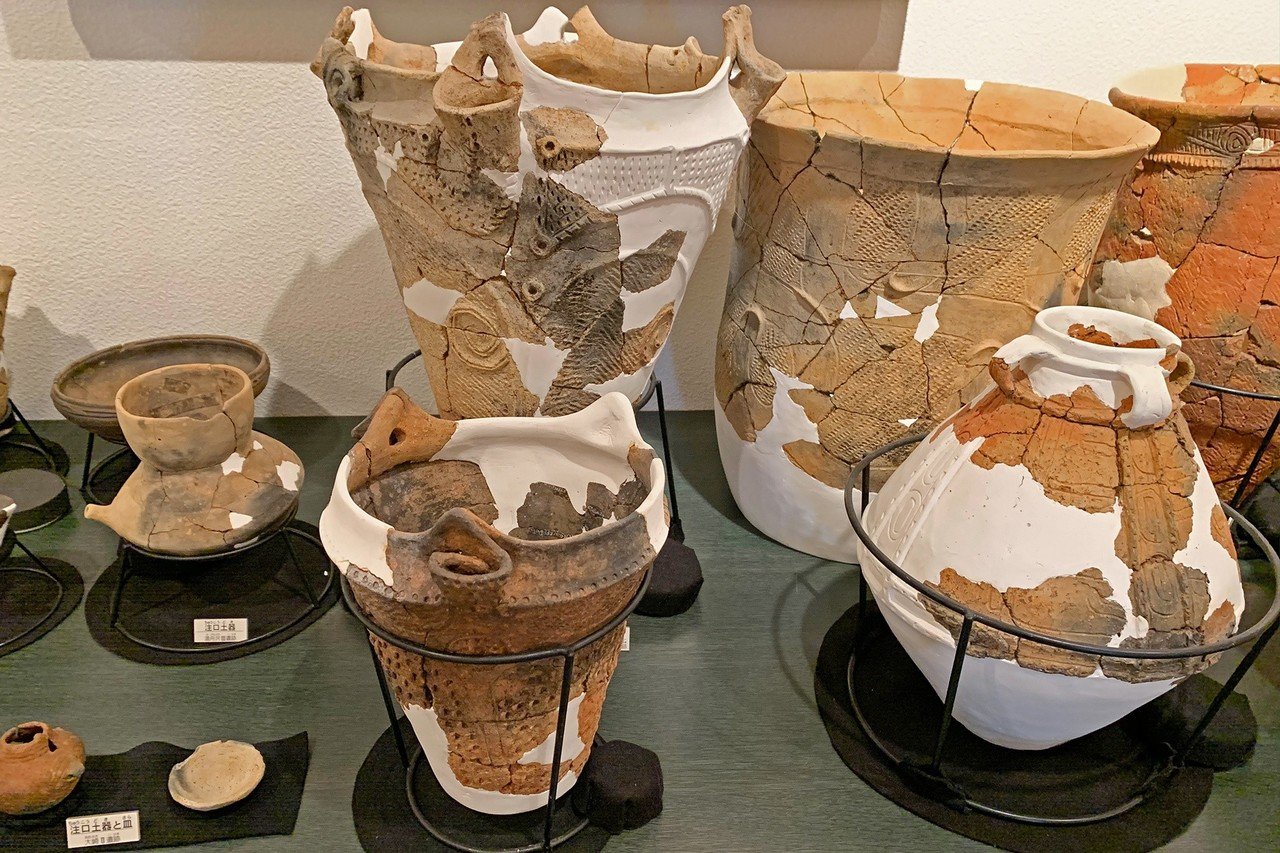 環状列石とユニークな土器たちー滝沢市埋蔵文化財センター[JOMOSEUM]｜土
