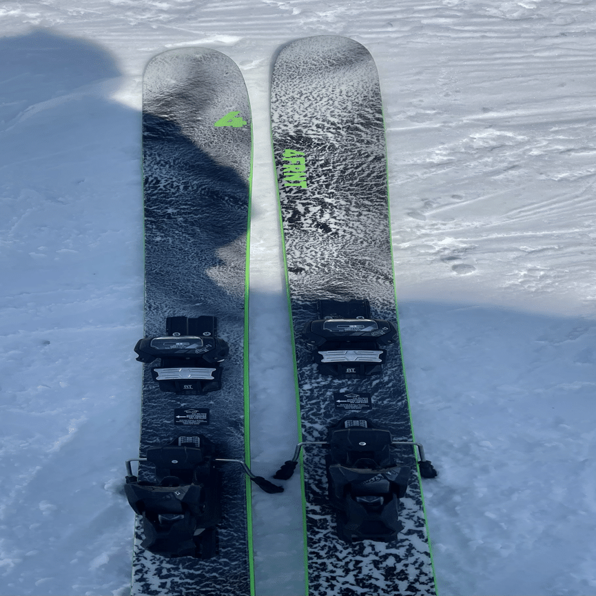 Day48 / 苗場 / 試乗会は物欲爆上がりで危険｜Kaho🍈フリーライド日記