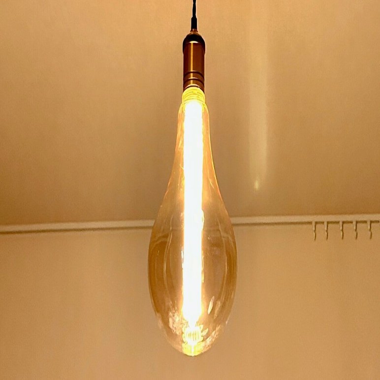 ニトリLEDアンティーク調ライトはシックで上品。そして想像以上にデカ