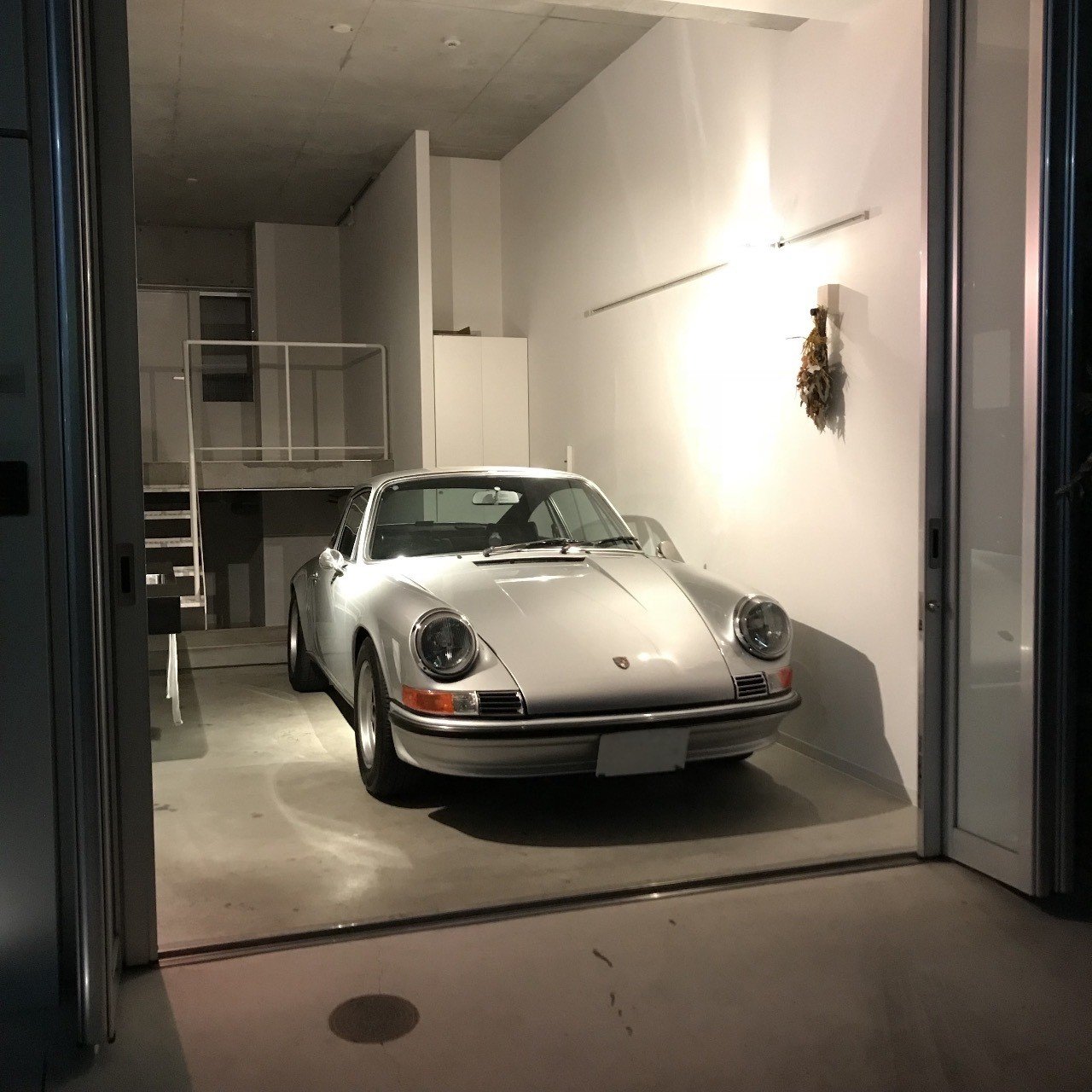 憧れのガレージ付き物件に住む 原 武義 Note