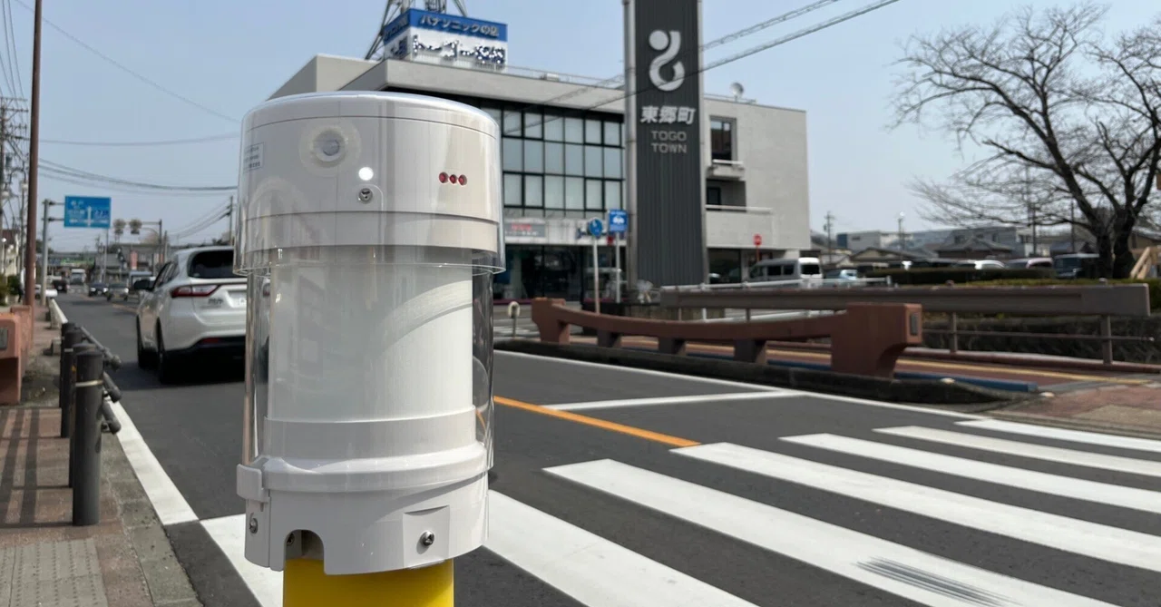横断歩道様用です°・*:.。.☆ 信号の無い横断歩道の革新的製品です｜東邦ステンレス工業のブログ