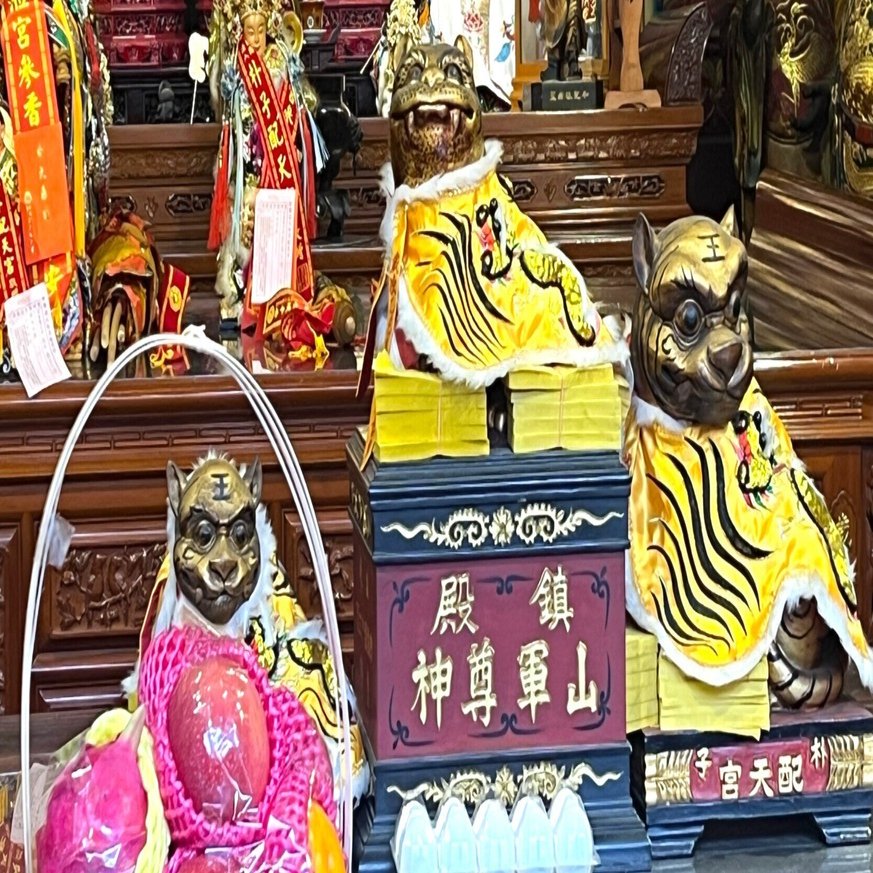 ストア 世界の民芸 古作 台湾 民間玩具 布袋戯 虎頭 ミニチュア 虎爺