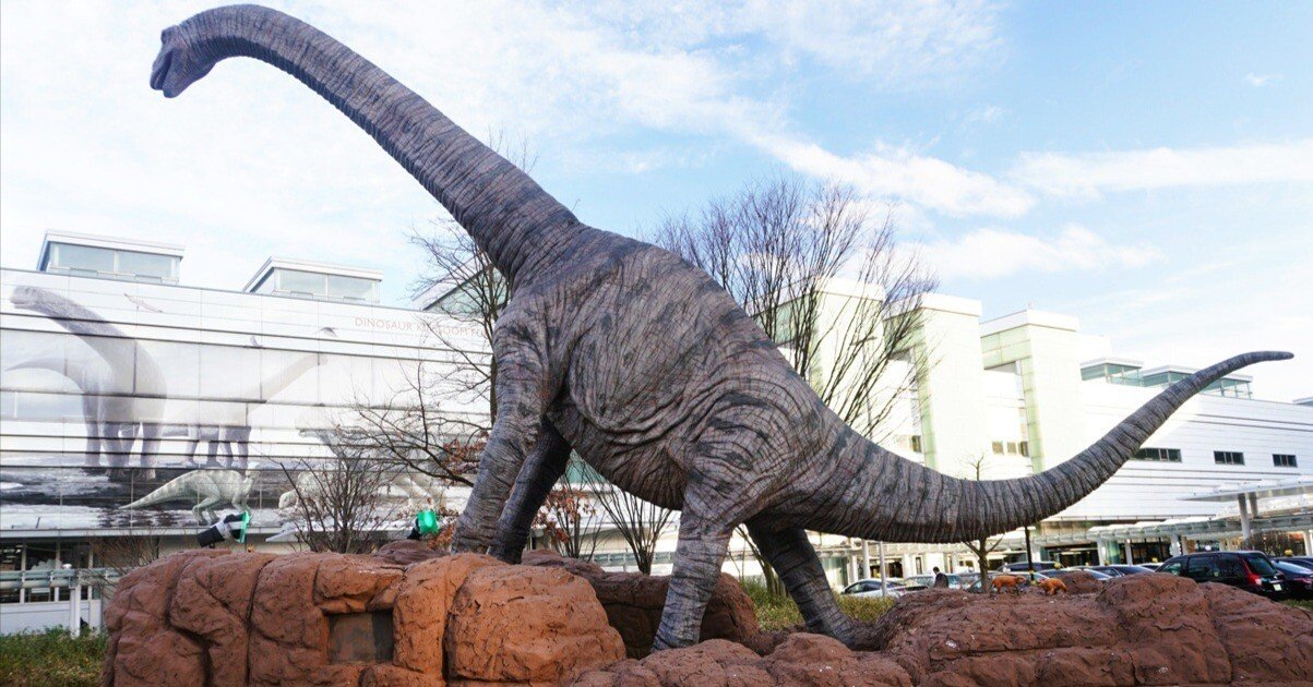 福井駅前恐竜・電車・バス【北陸三日間】その6｜千田正哉