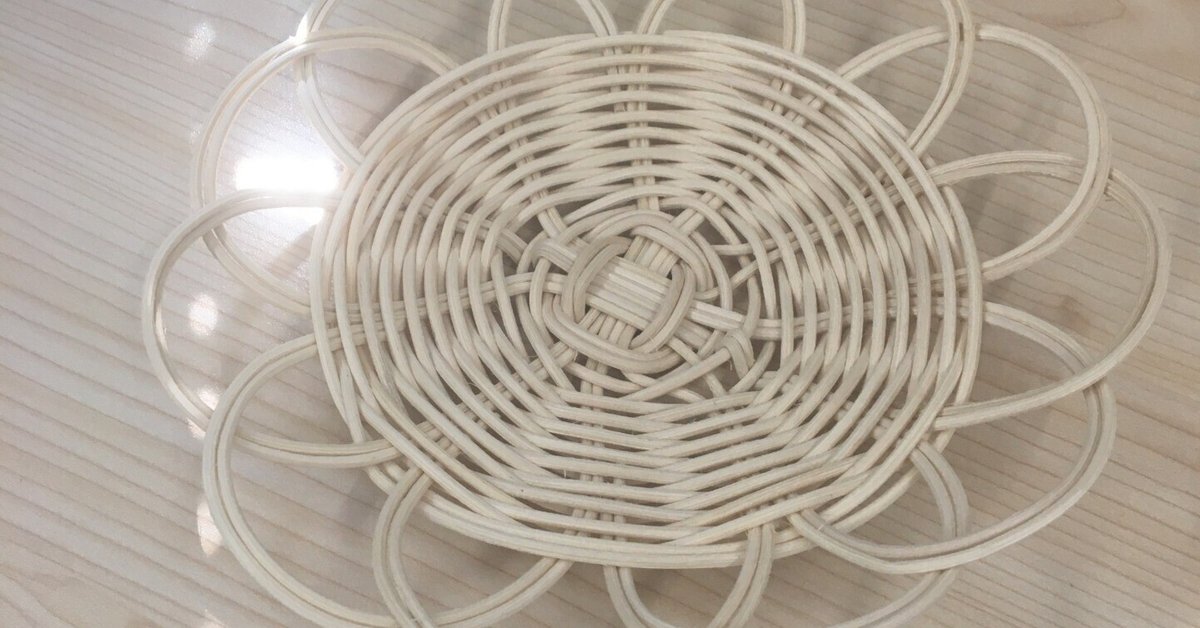 総量約2キロある藤の編む材料です。 総量約2キロある藤の編む材料です。 素材 - 籐材料販売Online Shop