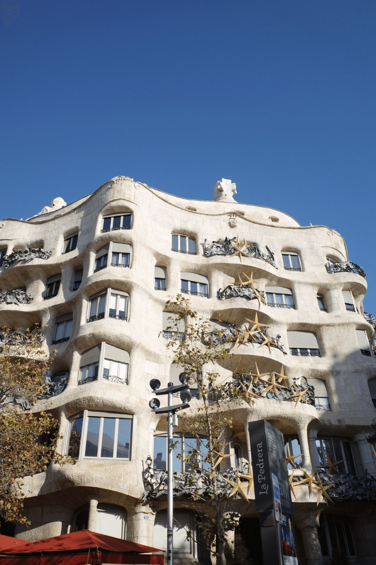土日限定値下げ 建築 バルセロナ 写真集 Barcelona　1980- Amazon.co.jp: 建築 バルセロナ 写真集 Barcelona city and