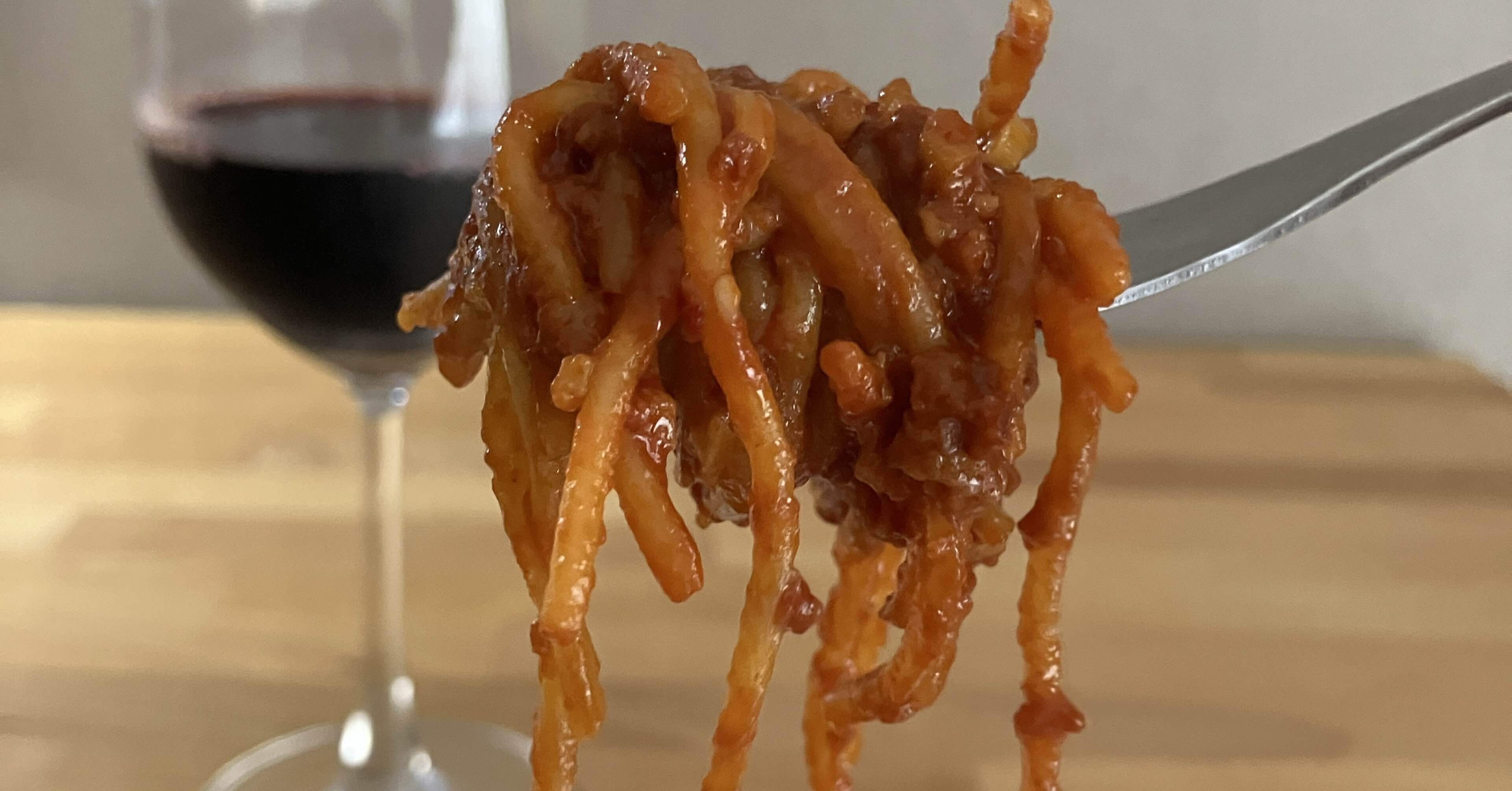 暗殺者のパスタ パエリアに！MAUVIEL　フライパン　数十万 mqdefault.jpg