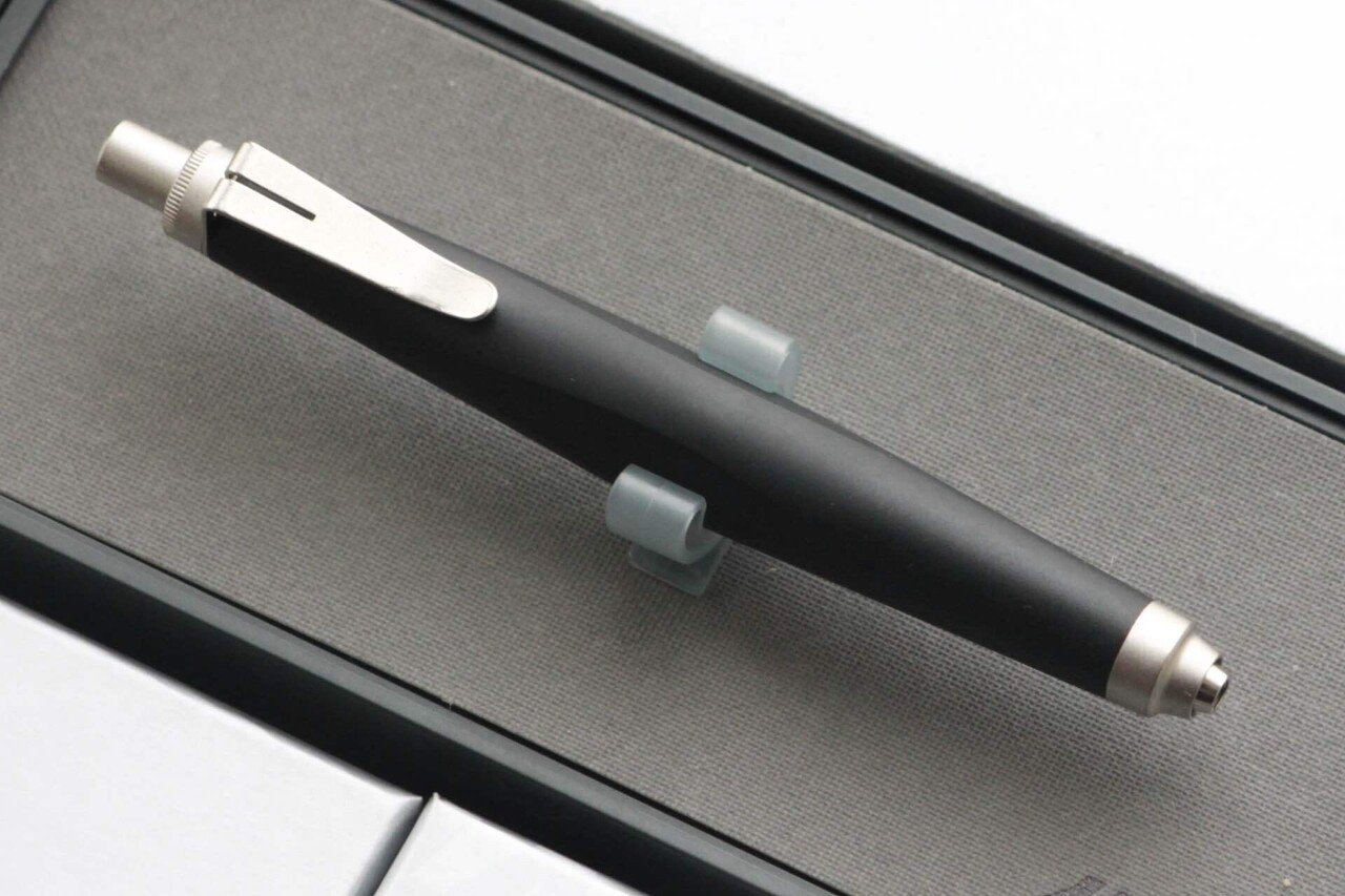 LAMY スクリブル（廃盤） – 夜の果てへの旅