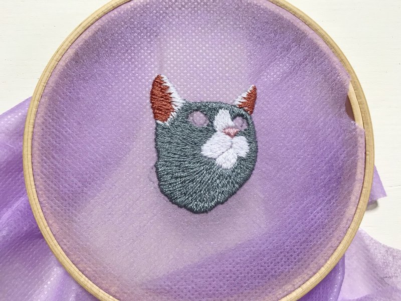 刺繍過程 猫の刺繍は目で全てが決まる Yuki Note