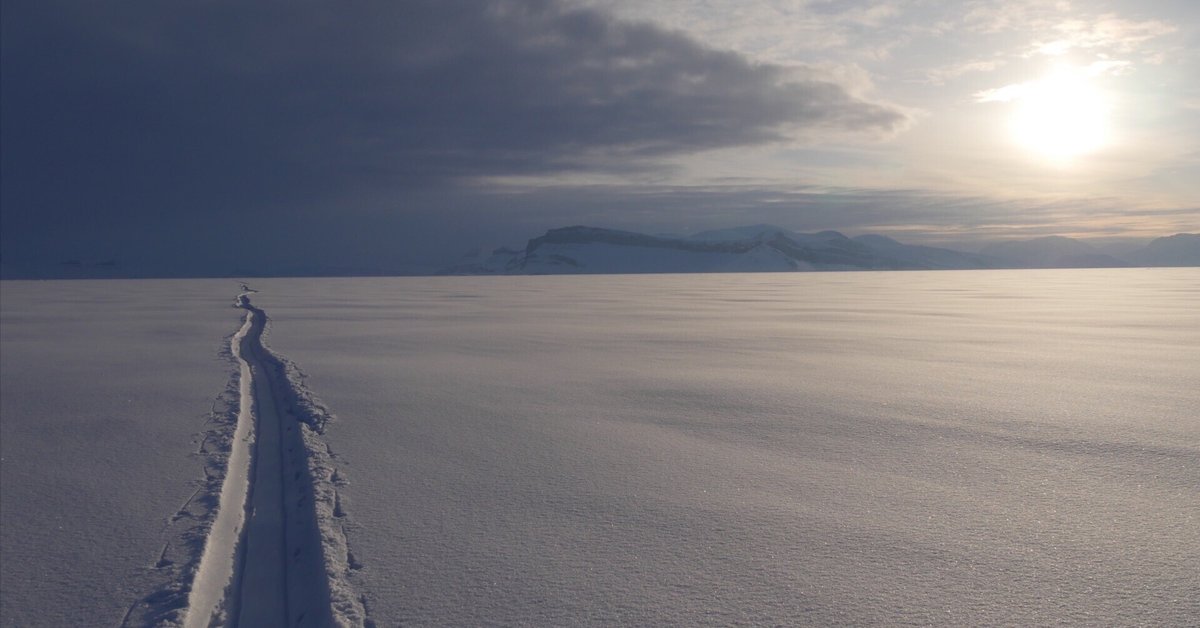 氷床と万年雪などで有名な世界最大の島グリーンランド 99年前のシロクマさんの硬貨 氷床と万年雪などで有名な世界最大の島グリーンランド 99年