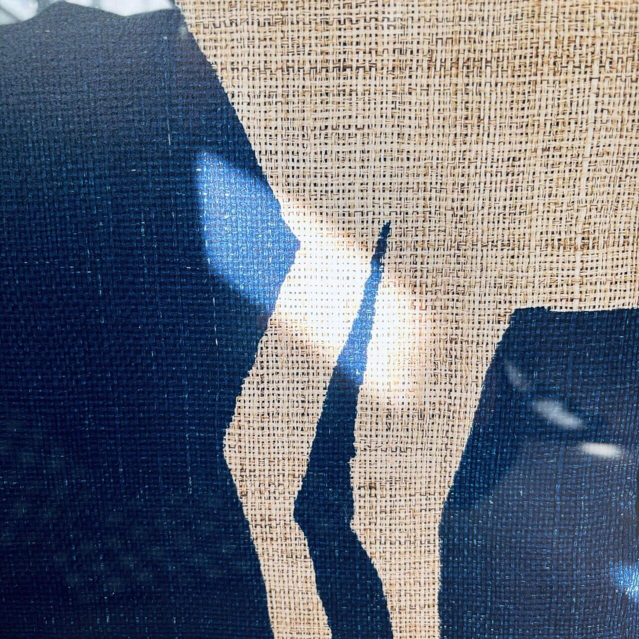 柚木沙弥郎の美学と民藝の魅力を感じる—1970年代の型染布『型染山羊文