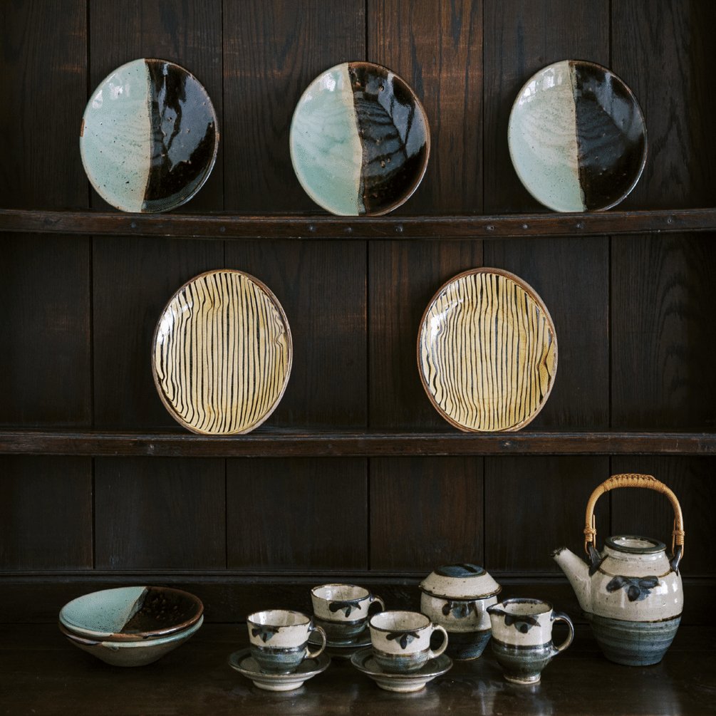 柚木沙弥郎　形染布　川の生物 柚木沙弥郎の染色 もようと色彩 - 併設展 | 日本民藝館